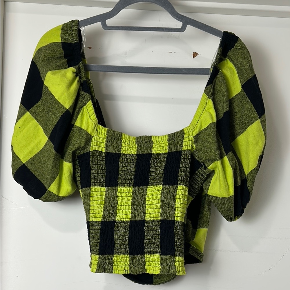 Trendy Plaid Puff Sleeve Top - Picture 2 of 2